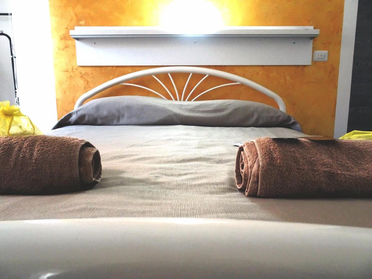 Bed & Breakfast A Capua Adiacente Al Duomo - Il Vicolo Bagian luar foto